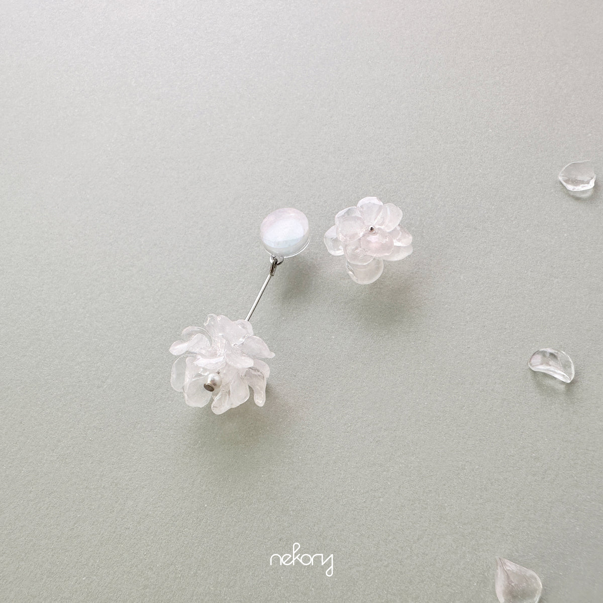 Moonlight Earrings - Round Asymmetric